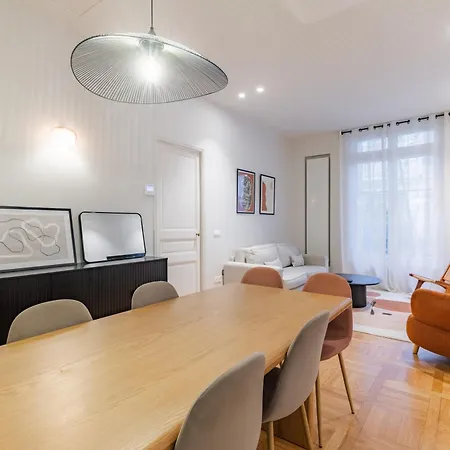 Charming - Air-conditioned And Terrace *
