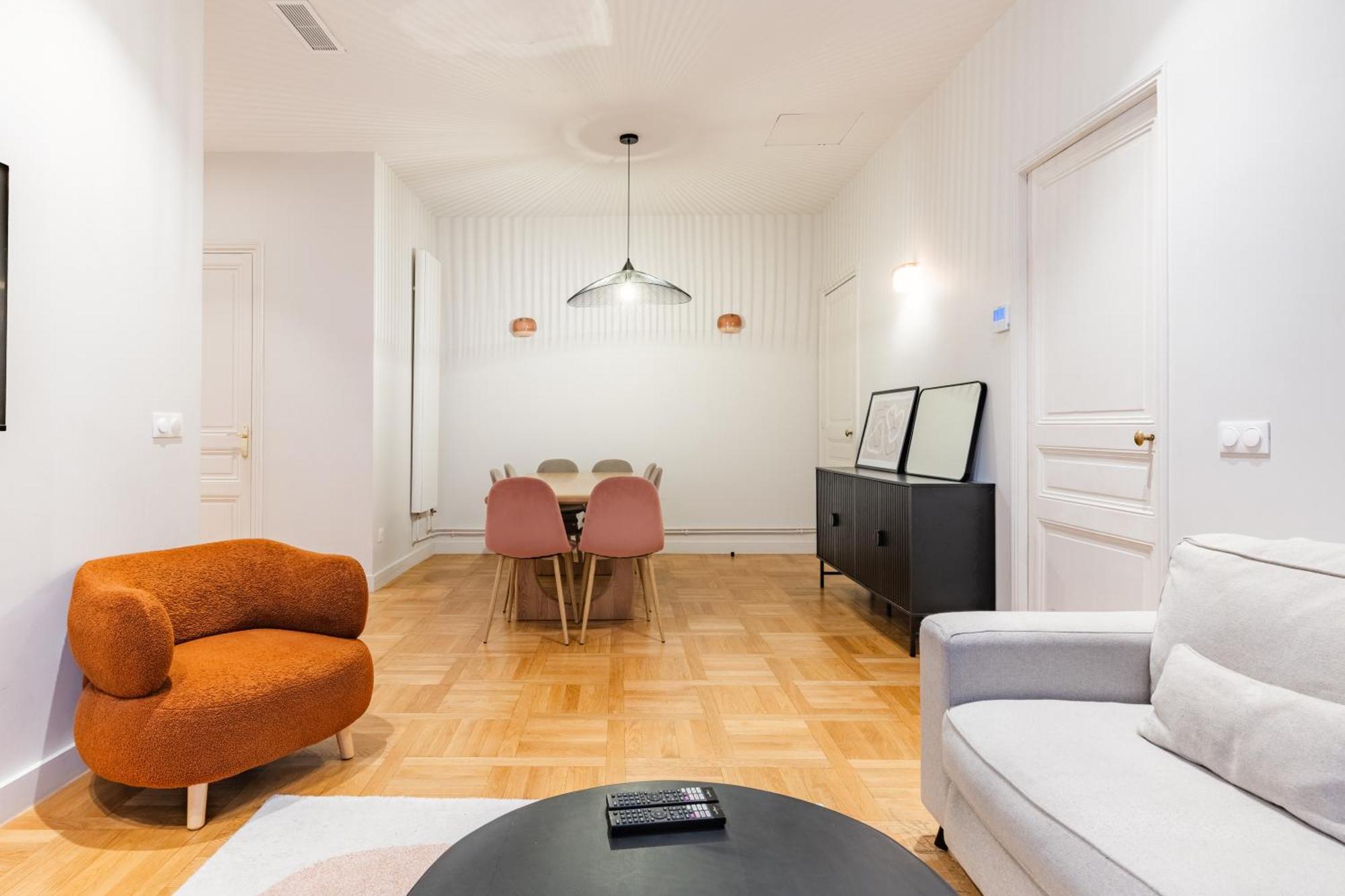 Apartment Charming - Air-conditioned And Terrace Paris