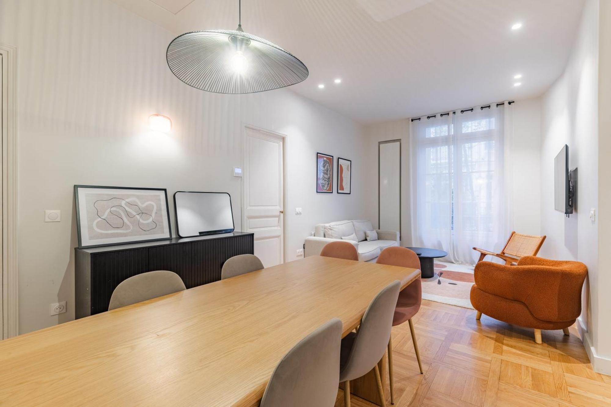 Charming - Air-conditioned And Terrace *